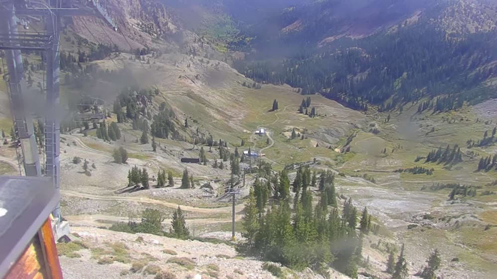 Mineral basin