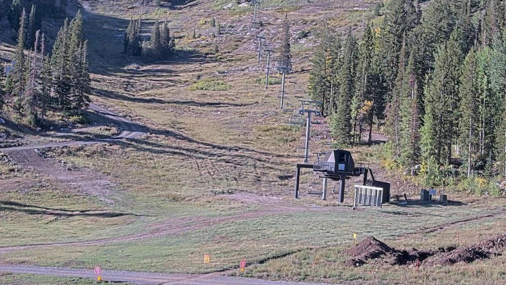 Solitude: Powderhorn II Lift Line