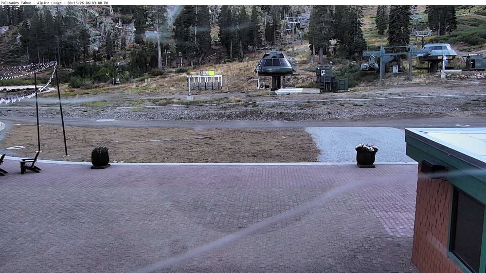 Palisades Tahoe - Alpine Peak Cam